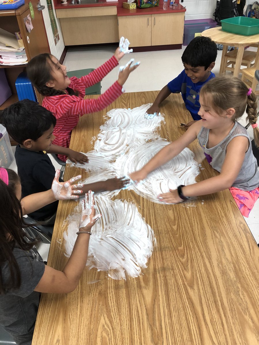 JLTrigiani's tweet photo. Our now first graders were such a huge help today! They helped pack the room and cleaned our tables! I’m going to miss them!! #mtes2yr @MadisonsTrust16 https://t.co/1Rb74rEUX4
