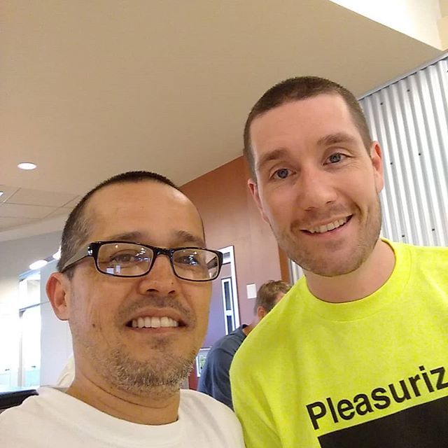 kennysvoice1's tweet image. Grabbing adult sodas with my new friend #dansmith from #bastille ift.tt/2l9KsLa