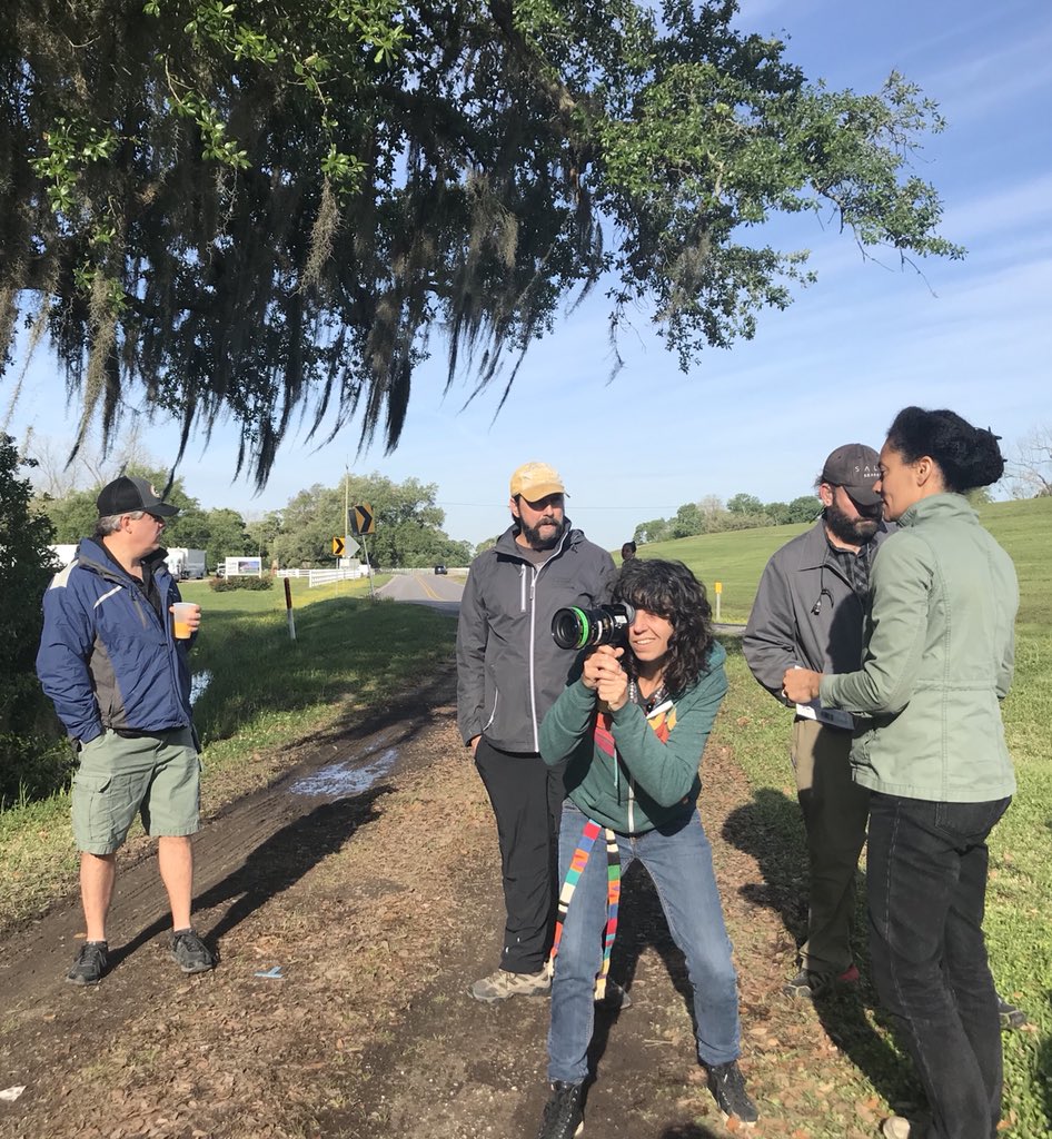 DeManeDavis's tweet photo. #Preview of #ComingAttractions #MariaGovan #directs & #KiraKelly @thekirakelly lenses #QueenSugar #tonight! #FemaleFilmmakerEveryday @QueenSugarOWN @OWNTV https://t.co/rw6muMogOr
