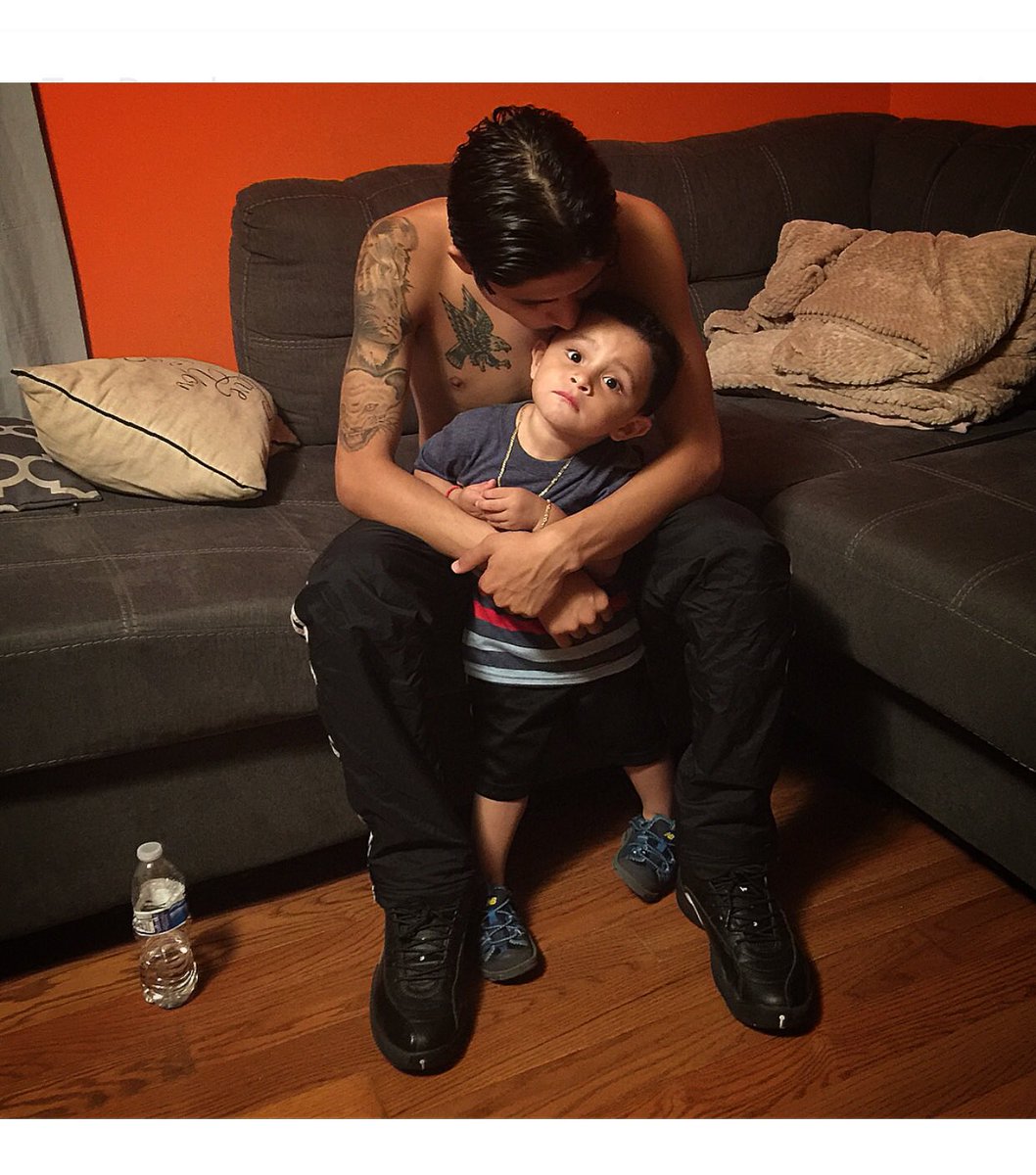 EdwinG703's tweet photo. Papas boy 💞 https://t.co/8DciGuiTmn
