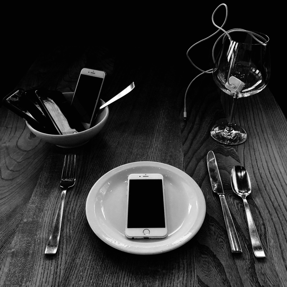 nopalize's tweet image. Tomorrow! : ‘Tech' people  &amp;amp; ‘Food' people, two communities who sometimes seem spiritually at odds, eating and drinking together and talking about dining culture, consumer habits, hunger, entitlement, farming, the service class and efficiency and waste.&amp;gt; bit.ly/2I1ek7e