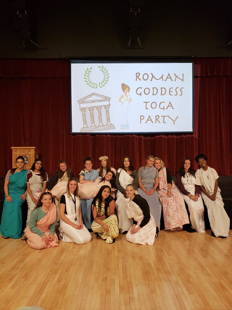 Diamond RanchAcademy tweet media