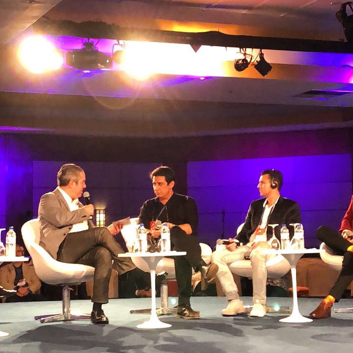 cadu_aun's tweet photo. Hoje participei do evento @brweek 2018 onde discutimos o entendimento do novo consumidor e como ações de marcas podem criar conexões relevantes com seus consumidores. #Brweek2018 https://t.co/ohLTwLCc45