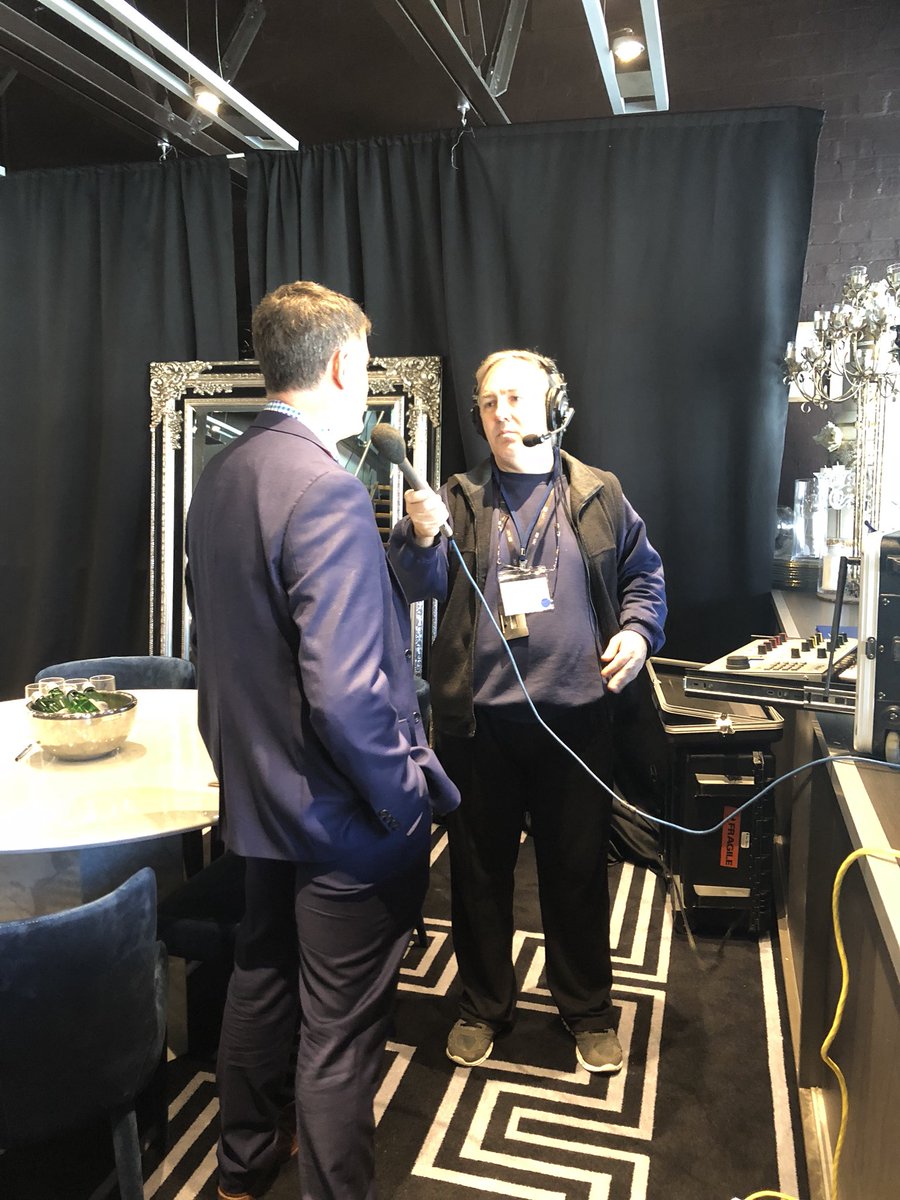 dave_brownhill's tweet photo. Richard Heath live on country hour. #DigitalFarmers2018 https://t.co/YelgN7cNyo