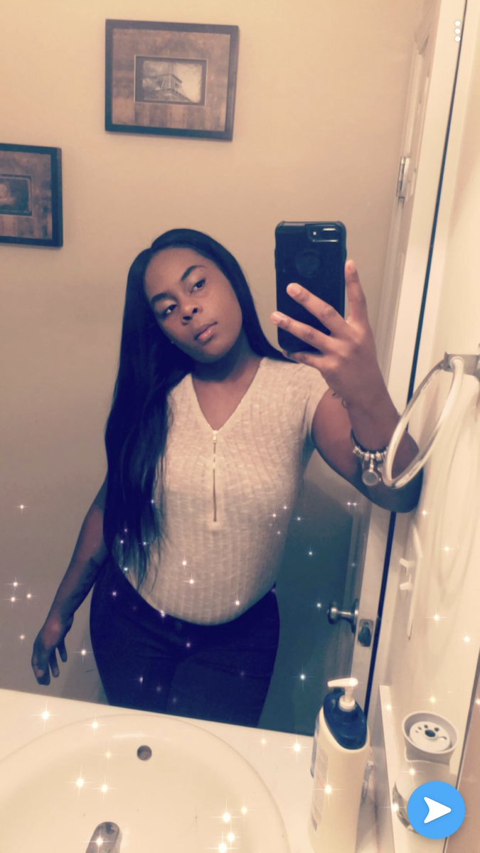 krazyKay_'s tweet photo. #WhoswhoNCCU 
I'm Kaniyah 
-Sophomore #NCCU21
-Criminal Justice Major                                 #252 https://t.co/KGtjGm88Vv