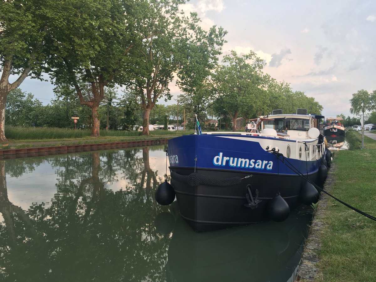 SarahTwoBoat's tweet image. Moving on...