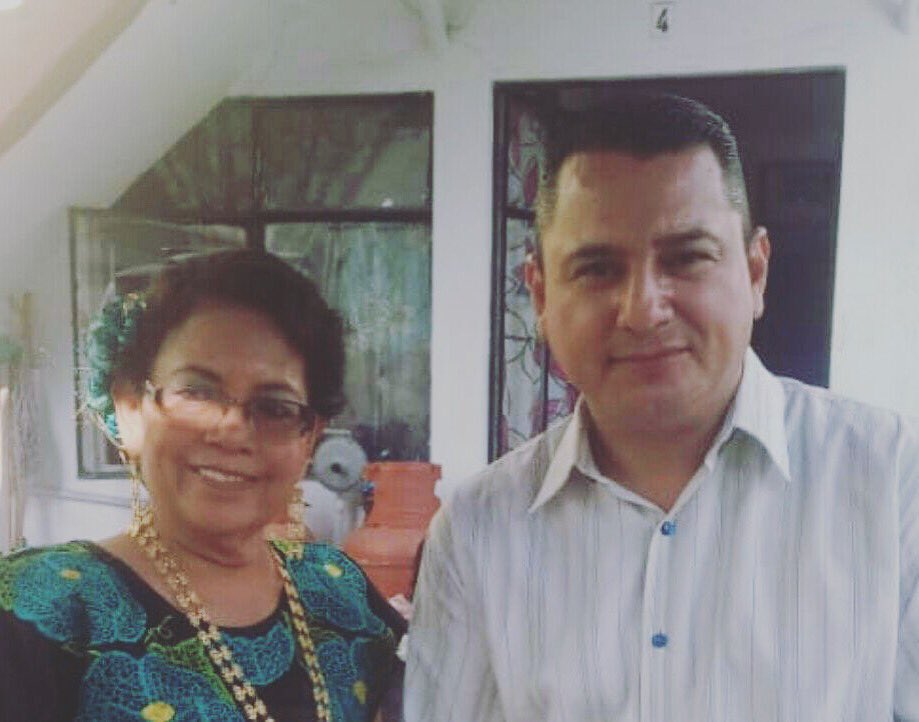 Lamentablemente hoy falleció mi gran amiga Sonia López.
Hoy fue llamada a la Casa de Dios.
Él recibe a una gran guerrera, se merece el paraíso eterno, amiga siempre vivirás en nuestro pensamiento y corazón.
Pronta resignación y condolencias para tus seres queridos.