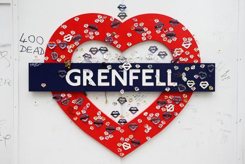 In remembrance to all who have lost as a result of Grenfell, there will be a 1 minute silence at midday today. This disaster has rocked both the community and the construction industry. 💚
#GreenForGrenfell #GrenfellTowerFire #RememberingGrenfell #London #Construction