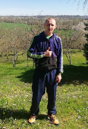 arpd_fr's tweet photo. #APPELATEMOINS #APPELARETWEETER #URGENT #dispartition
@arpd_fr @Gendarmerie 
Pawel POLORSKI , 26 ans disparu à Listrac-de-Dureze (33)
https://t.co/wf4bldNieH https://t.co/4X0XkQr3p4
