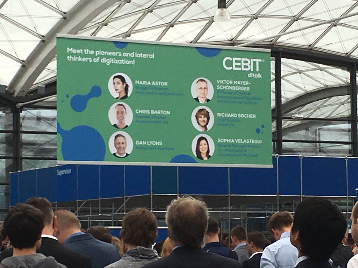 hrp_fla's tweet photo. Auf der CEBIT 2017 in Hannover. Mehr im Laufe des Tages. #cebit2018 #hrselect @HRSelect https://t.co/XZXbYWzonD
