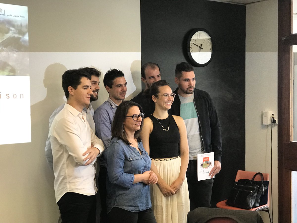 alexandreconte's tweet photo. Au @MinGrenoble pour la présentation du projet #OrangerieGrenobleGrandeSaison | #GrenDeProjets | #grenoble #local #restauration #artisanat #culinaire #conciergerie #conceptstore #jardin #fablab | @Digimiam @cestfaitici https://t.co/45VkH36FzK