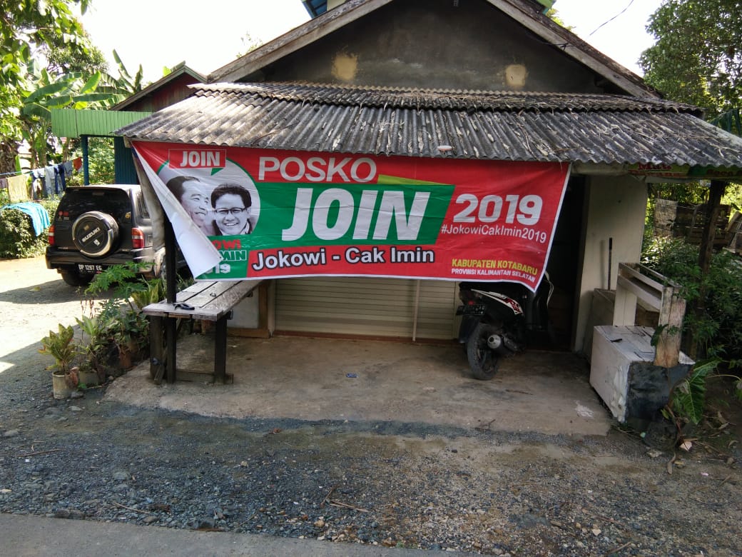 syahidi777's tweet photo. Pak @jokowi perlu pendamping yg dapat membangun infrastruktur batiniyah dg baik. Dan @cakimiNOW sosok yg tepat!
Posko JOIN Kotabaru, semakin banyak dukungan utk beliau #PoskoJOIN #PoskoJOINKotabaru #JoinKalsel2019 @manika_ARB @poskojoin @JOIN_KOTABARU @JOINKalsel @Jazilul_Fawaid https://t.co/AyiBBfTxVj