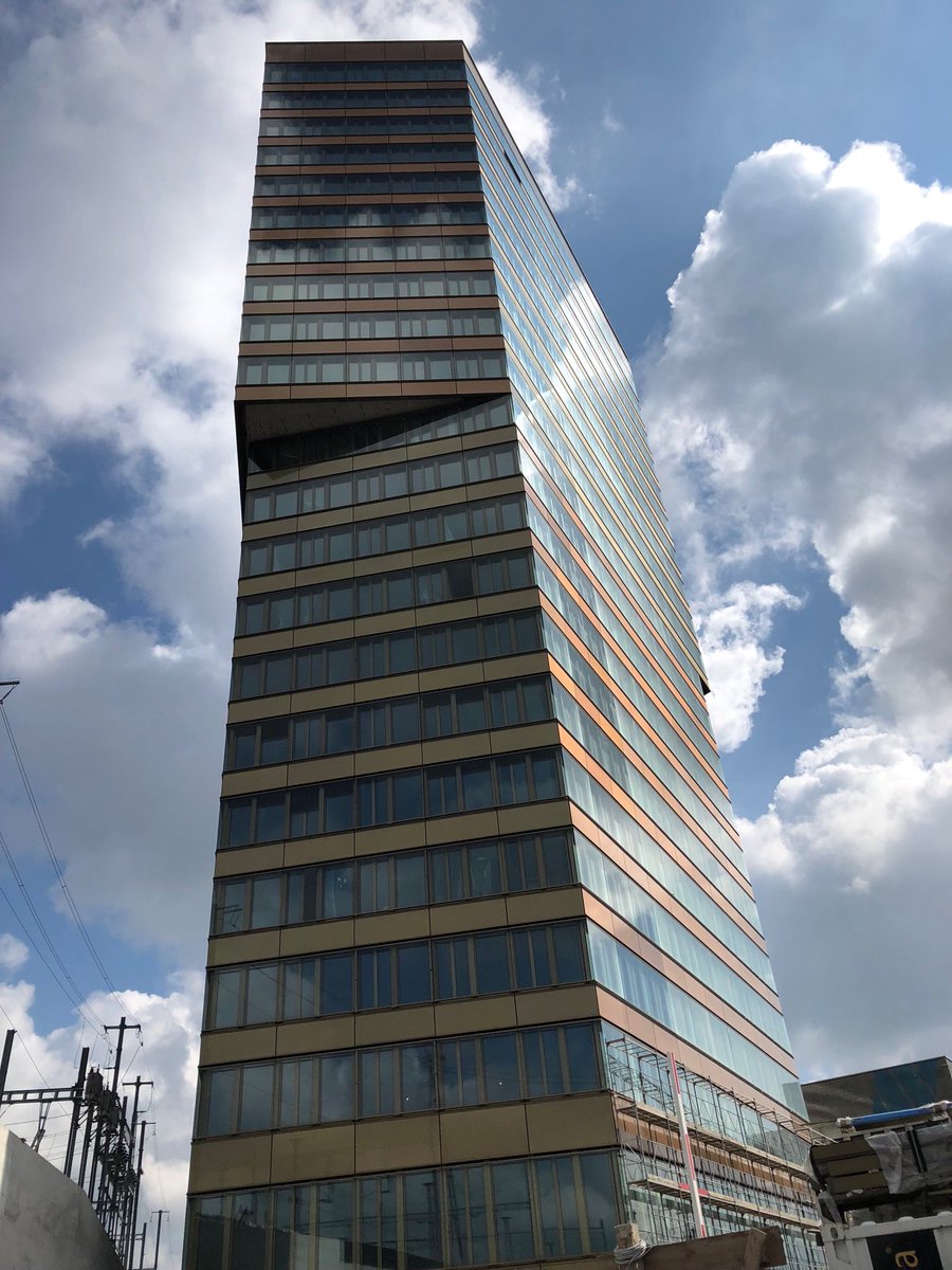 Unser Projekt #Andreasturm am #Bahnhof Oerlikon ist fast fertig und bietet einmalige Büroräume