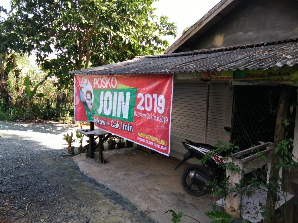 syahidi777's tweet photo. Pak @jokowi perlu pendamping yg dapat membangun infrastruktur batiniyah dg baik. Dan @cakimiNOW sosok yg tepat! Beliau santri, NU, cerdas, humoris, dan #PanglimaSantri #PoskoJOIN #PoskoJOINKotabaru #JoinKalsel2019 @manika_ARB @poskojoin @JOIN_KOTABARU @JOINKalsel @Jazilul_Fawaid https://t.co/9wDYXTQjzC