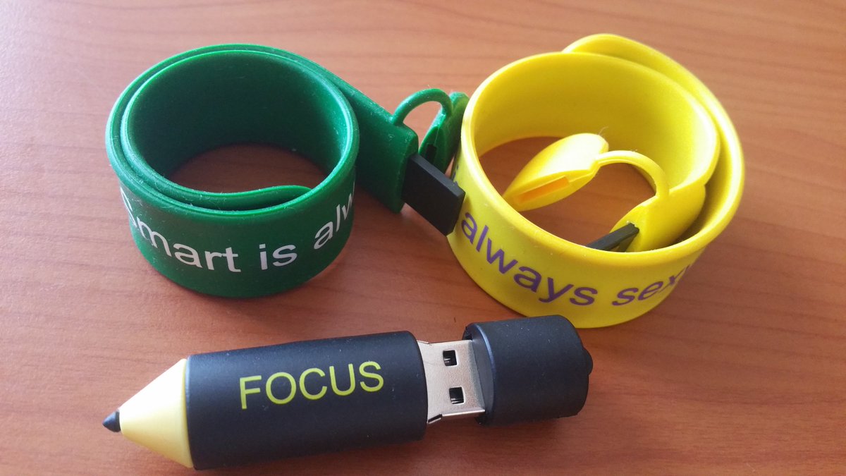 soul_frequency's tweet image. USB MEMORY STICKS:
1. &apos;&apos;SMART IS ALWAYS SEXY&apos;&apos; USB SLAP-ON WRISTBAND: 8 Gb - N$200 

2. &apos;&apos;FOCUS&apos;&apos; PENCIL STYLE USB: 16 Gb - N$290
 
DATA RETENTION: 10 yrs
WARRANTY: Lifetime
PACKAGING: Plastic
CALL: 081 583 1999

#USBSticks
#MemorySticks
#USB
#Namibia
facebook.com/amethystsmartb…
⚫️