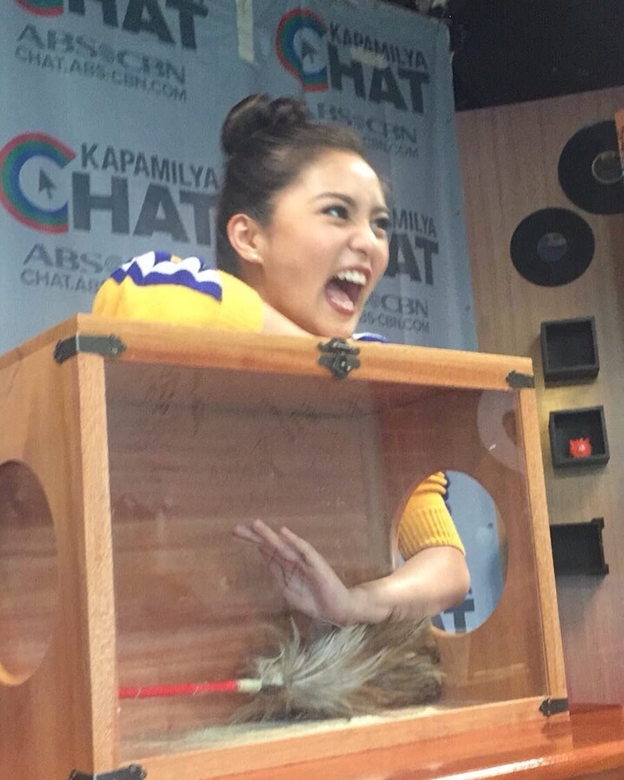 UnitedKimXian's tweet photo. Ang cute mo @prinsesachinita 👍😍😍😍
Regrann from @kimchiu.ph - Yes @chinitaprincess? 😂
#CatchKimOn
Kapamilya Chat
June 14, 2018
#IMKorea
#KimChiu - #regrann https://t.co/V7ANrUZHKN