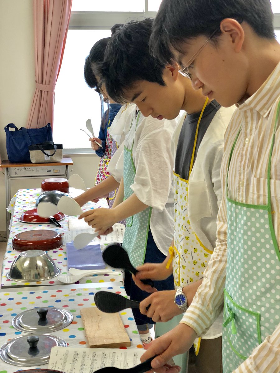 山本晶子 打楽器 カスタネット マリンバ 常葉大学草薙キャンパスで 今年初のとんトコたん 常葉短大非公認打楽器サークル の本番 ミラクルタンブリーナ 剣の舞 キッチンダンス を演奏しました 山本晶子 打楽器 カスタネット マリンバ 常葉大学草薙キャンパスで 今年初のとんトコたん 常葉短大非公認打楽器サークル の本番 ミラクルタンブリーナ 剣の舞 キッチンダンス を演奏しました