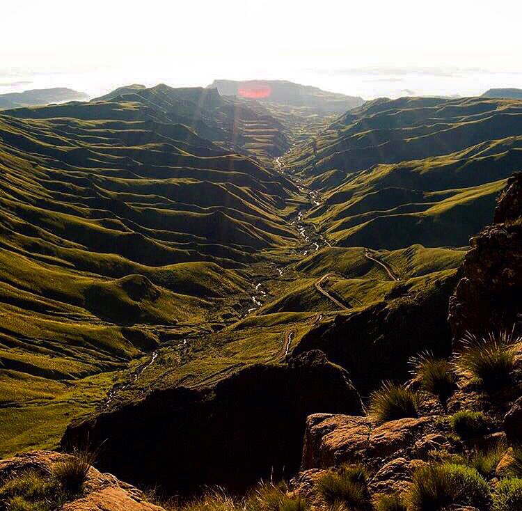 EpicHikes's tweet photo. And at that very moment when you think you have reached your peak, know that it’s time to find an new mountain to conquer, to learn and to explore. #EpicHikes #ShotLeft #TravelSA #ExploreAfrica #LiveYourBestLife #ThingsToDoInWinter #Breathe https://t.co/ckS9iv6CVm