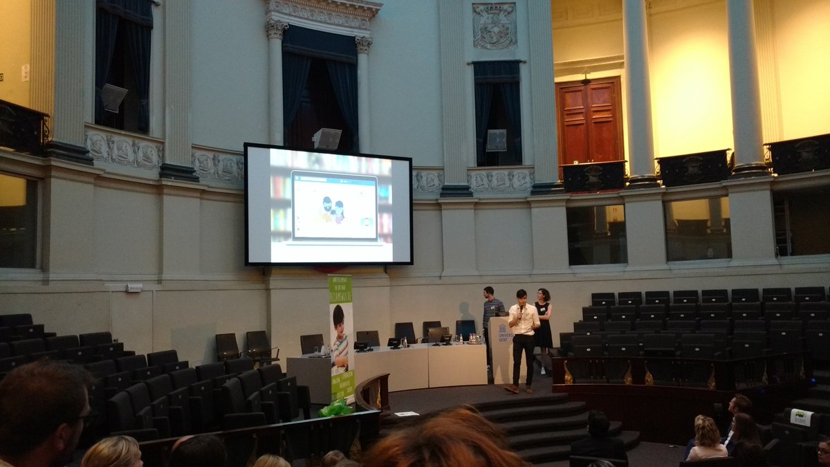 'Jongeren zitten veel op sociale media, waar ze vaak geconfronteerd worden met reclame. Maar de reclamewijsheid bereikt pas een volwassen niveau vanaf 16 jaar oud.' Brahim Zarouali presenteert zijn onderzoek naar de reclamewijsheid van jongeren! <a href="/Brahim_Zr/">Brahim Zarouali</a>