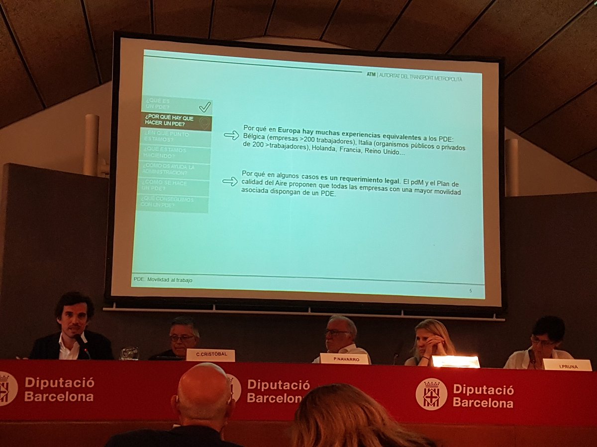 silviacasorran's tweet photo. En la jornada #movilidadaltrabajo @info_conama @diba #XavierSanyer de #ATMBCN nos explica por qué hay que hacer un #PDE #PlanTransporteTrabajo y en qué punto estamos. https://t.co/1xKniZIj2A