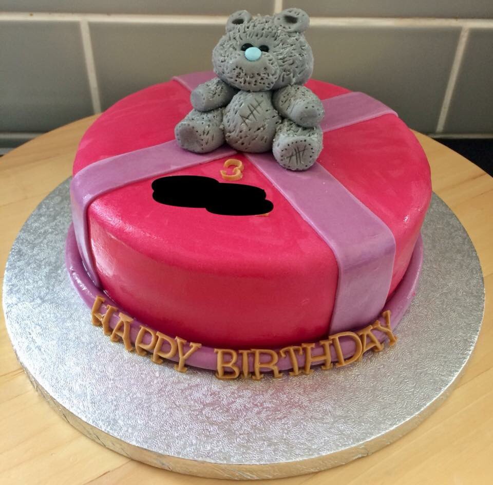 FCFKLiverpool's tweet photo. Catching up on cakes check out this super cute #TeddyBear cake for a special girl turning 3 #FCFK #HomemadeCakes #Volunteers https://t.co/o2yUsz7iVu