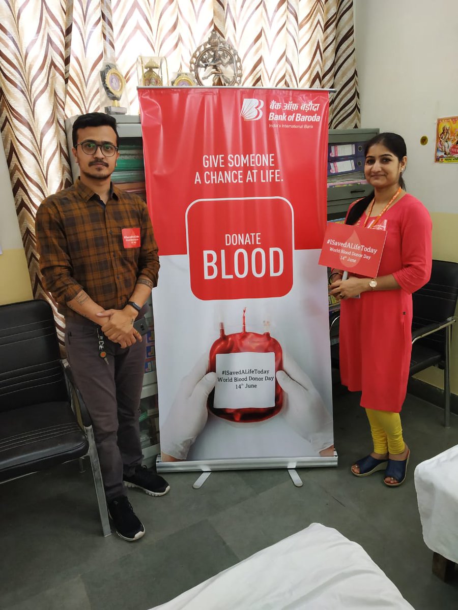PoojaKala4's tweet photo. #ISavedALifeToday #WorldBloodDonorDay #BankOfBaroda #AjmerRegion https://t.co/gY64sGwIrQ