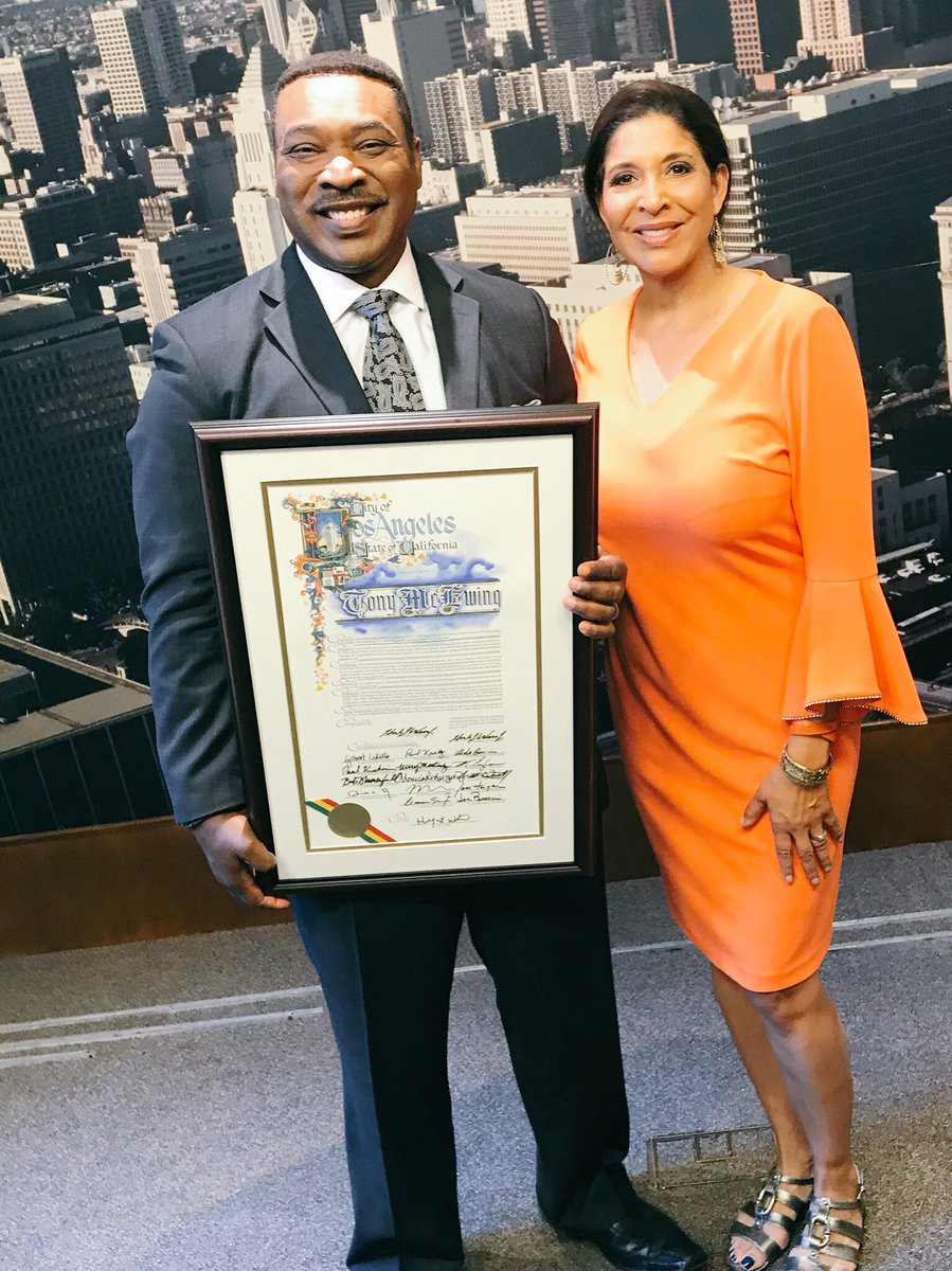 Christine Devine on Twitter: "They don't make 'em any better than this guy! Congrats Tony McEwing on your 25 years as a Los Angeles News Anchor … Right here at Fox 11 @