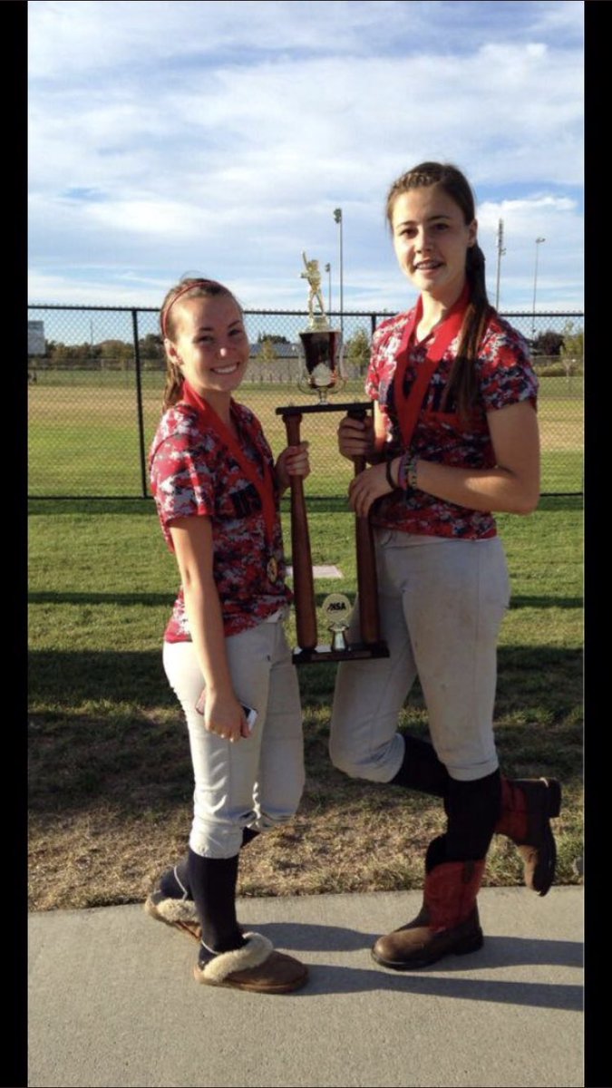 mckenzie_martel's tweet photo. Heard it was #WorldSoftballDay ??? I donโt play anymore but shit took up all my time until I was 18 so here ya go!!! #USAmf https://t.co/c2AdWijogV