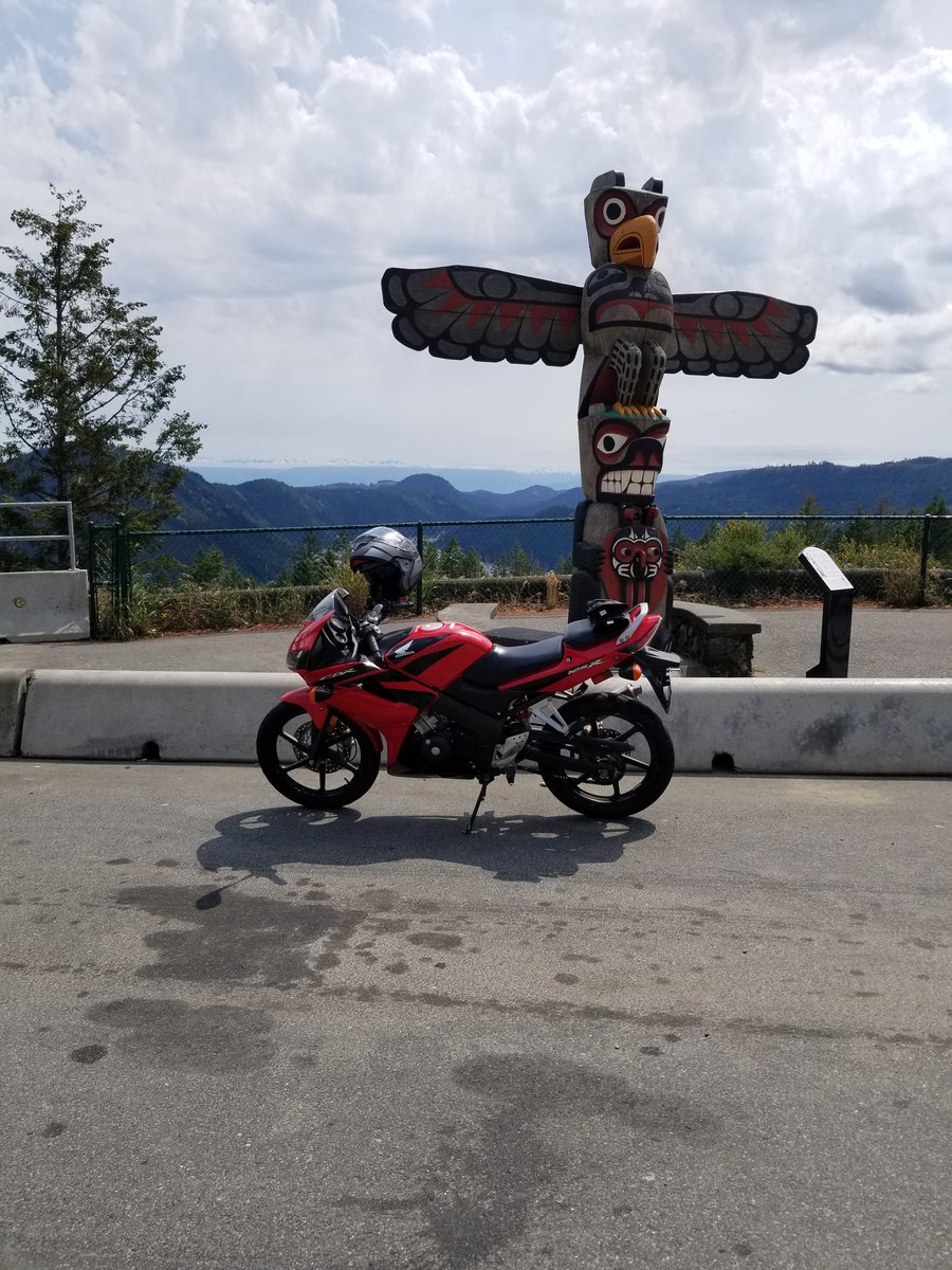 srmtschool's tweet image. Want to #LearntoRide?? Call today and register for the next available class. Spaces are filling quickly, now that we can do your MSA for you. #Malahat #Springtimeride #GetYourMSA startrightmotorcycletraining.ca
