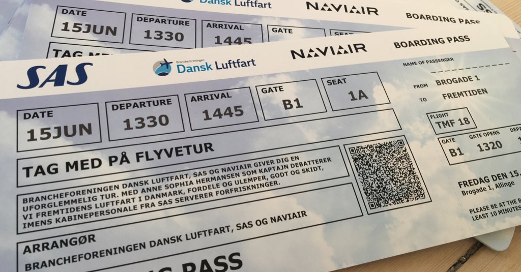 Naviair's tweet photo. Kig forbi Brogade 1 om fredagen kl. 1330 på årets #fmdk. Få et boardingkort og tag med på flyvetur sammen med os, @SAS og Brancheforeningen Dansk Luftfart
==
#tagmedpåflyvetur #danskluftfart #fmdk #dktrp #infradag @DanskIndustri @OperateAS https://t.co/SBMuGcCoFd