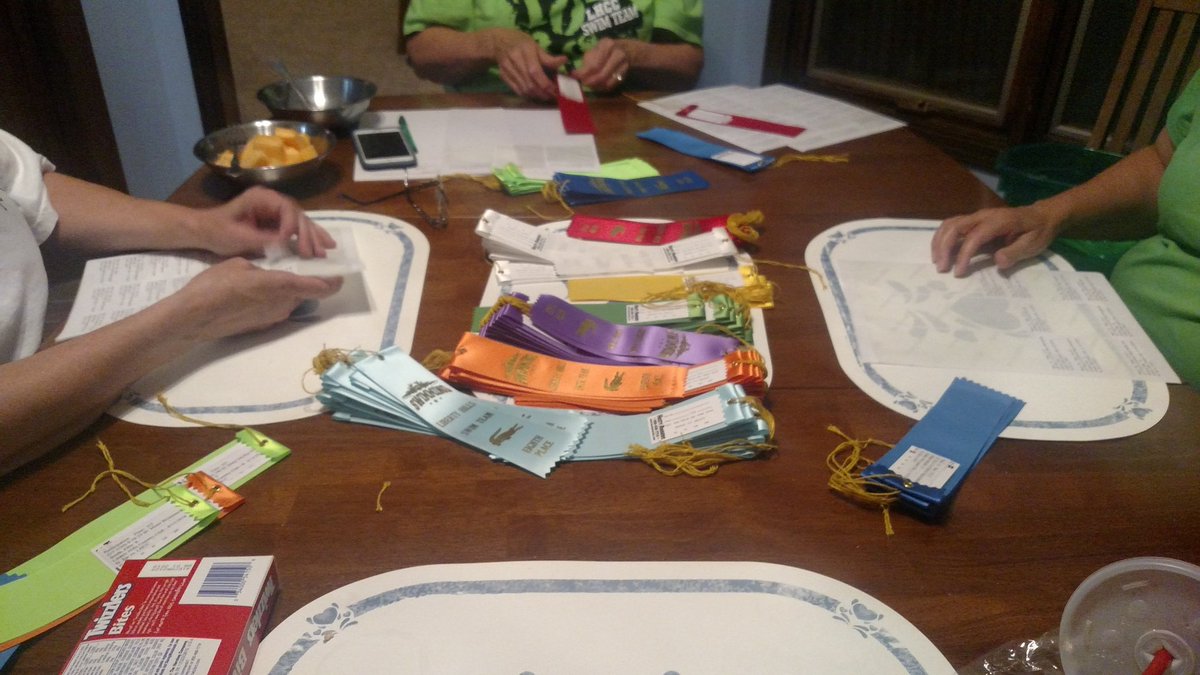 LHGators's tweet photo. It's a late night for the ribbon preparation production team. Come get your ribbons Thursday morning at practice...along with DONUTS for all team members!! GO GATORS! https://t.co/FFX4AWigod