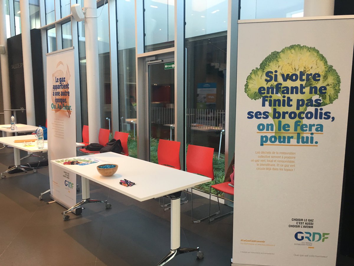 J-30 Minutes avant l'ouverture de la Rencontre Métiers Filiales Engie en Hauts de France #GRDF <a href="/EmilieViaud/">Emilie Viaud</a> <a href="/GimonnetMP/">Marie-Pierre Gimonnet</a> <a href="/jmilasserre/">Jean-Michel Lasserre</a>