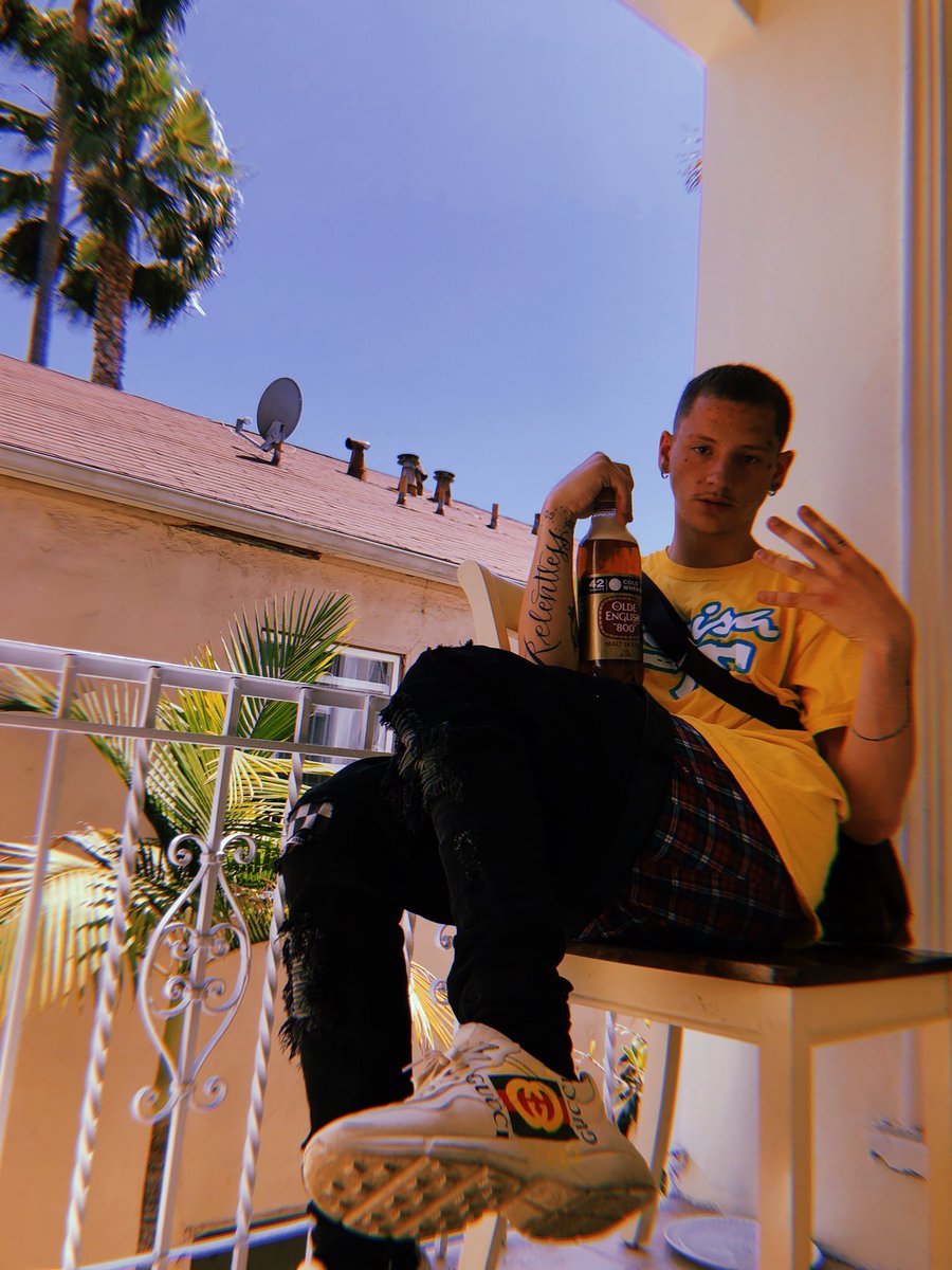 kk wokhardt🍼 tweet media