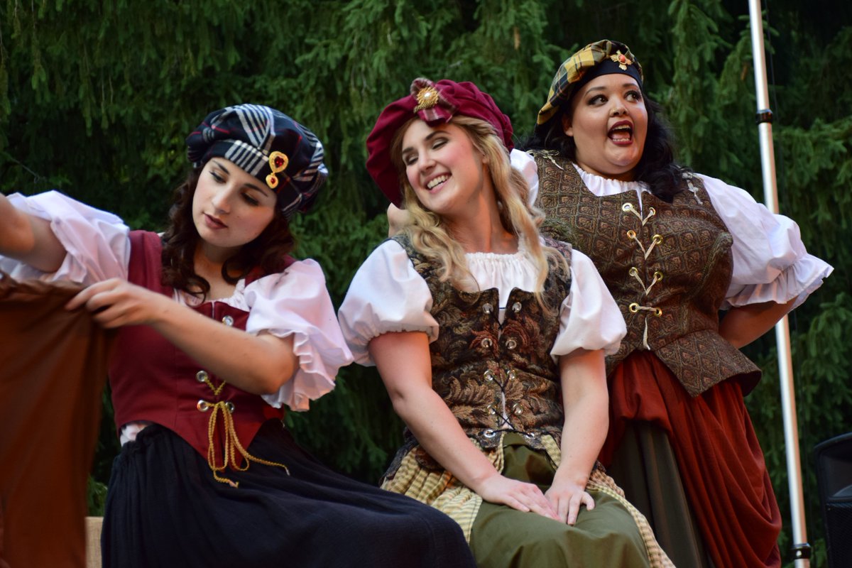 CROperaTheatre's tweet image. We are ready for the opening night of BRIGADOON @BrucemoreSite , Thurs 6/14, 7:30PM + bagpipe opening performance on the grounds starting at 6:30pm. Tix $30 at door; bring your lawn chairs and nibbles; performances through Sun 6/17; cr-opera.org