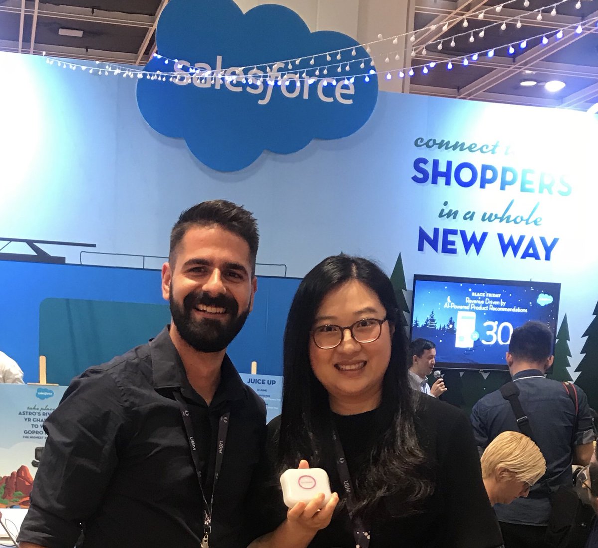 KondukoSA's tweet image. &quot;It’s a nice product. Really helpful. We are using 8 units, each one dedicated to a different product. This allows us to know exactly what our clients were interested in during their visit to our booth,&quot; -- Marlene Wan, Salesforce #retailasiaexpo #eventprofs #smartevent