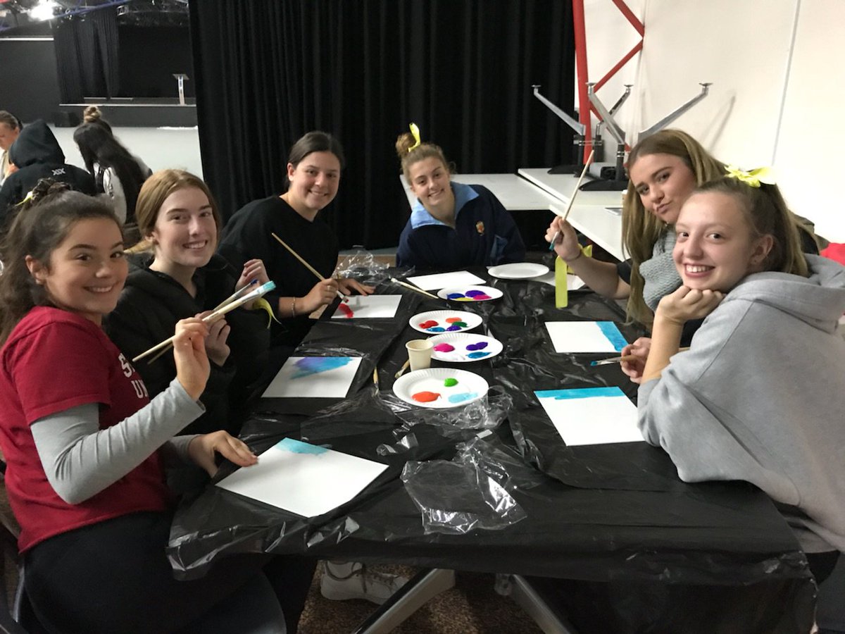 OLMCBurraneer's tweet photo. Year 10 Retreat, painting to represent who you are #olmcyear102018 #olmcretreat #creative #expression #artistic #painting #colourandmovement #texture #depth https://t.co/uJ7eq9S5CE