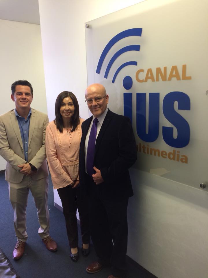 SemDerAdminis's tweet photo. El 25 de Mayo, tuvimos el honor de platicar en #Rutasyretosdelegalidad con el Mtro.@ANDRESDELAPARRA, Titular de #FEDAYCA de @FGE_Veracruz y el Lic.@lariosvelasco, @amedeamx sobre "#DerechosAnimales, protección y  víctimas", en @DerechoUNAMmx de la @UNAMmx por #CanalIUSMultimedia. https://t.co/0t9im9ca1H