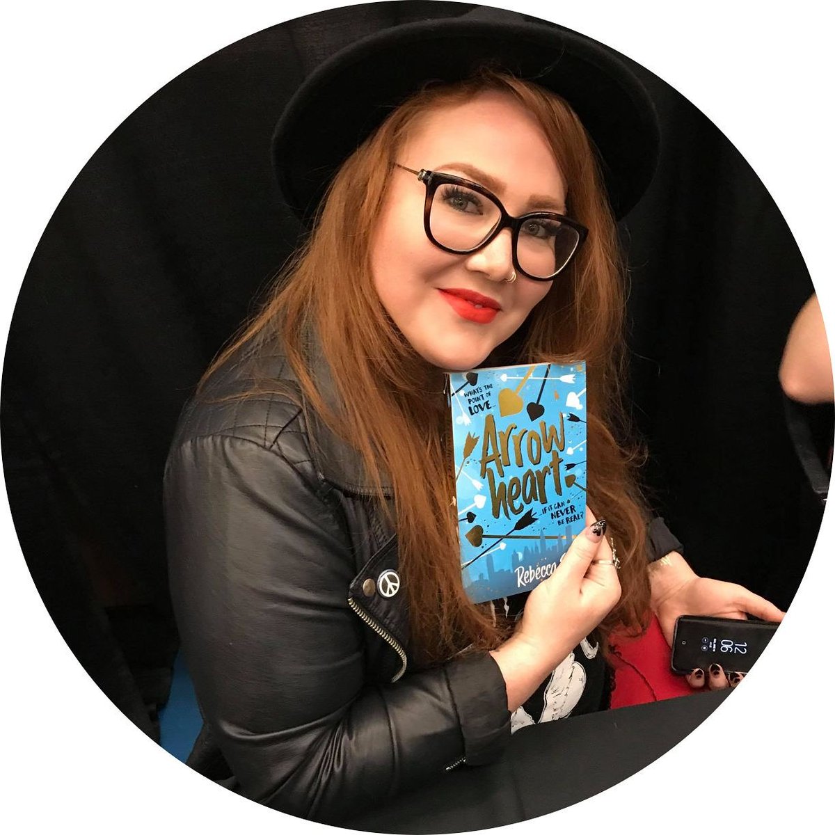 RebeccaSky's tweet photo. I DID A THING! And in just a few hours I get to go into a bookstore and see it on the shelf! 
💙😭💙
This is a dream come true. THANK YOU to everyone who's been a part of my journey. It means so much to me. 

(curious about #Arrowheart? Pls check it out: https://t.co/U6NdYSrIi0) https://t.co/TyqUmsj7XQ