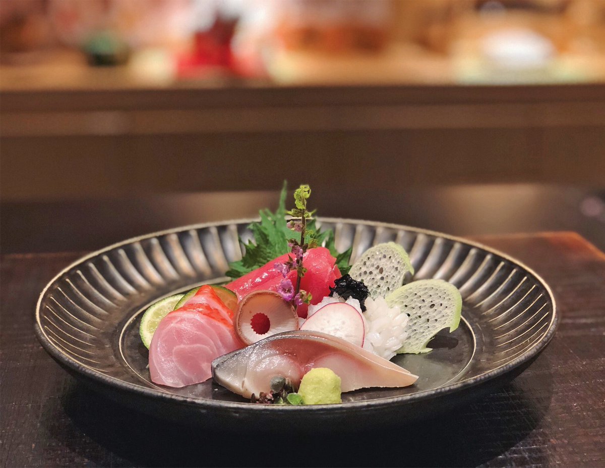 timeoutsrilanka's tweet photo. Omakase the 'Hatch' Way
Time Out Sri Lanka catches up with Master Chef Kenjiro ‘Hatch’ Hashida.
https://t.co/tZnHRbMnvM
#Omakase #TheHatchWay #Japanese #Culinary #MasterChefKenjiroHatchHashida #CelebrityChef #JapaneseFood #Tasty #Delicious #MustTry #TimeOut #TimeOutSriLanka #TOSL https://t.co/7SJLENHrYQ