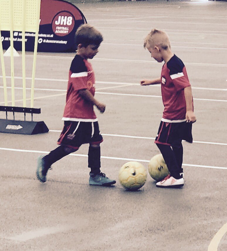 Jhsocceracademy's tweet photo. P L A Y E R 
D E V E L O P M E N T 

Love this photo..

The development of James and Freddie over the last 4 months has been outstanding 

All the hard work is paying off!!! 

# C R E A T I N G P L A Y E R S 
# t r a i n l i k e a P R O https://t.co/Qdf7UN3tRt