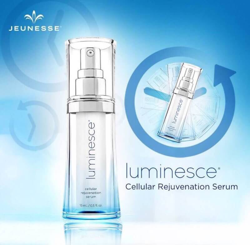 SecretThrough's tweet image. 💐💐ลูมิเนสส์ชุด 4 ชิ้น 
1. คลีนเซอร์ ช่วยลดสิว หน้าหมองคล้ำ ชำระล้างสิ่งสกปรก 
2. เซรั่ม ย้อนวัย ลดริ้วรอยทั้งใบหน้าและรอบดวงตา
3. ไนท์ รีแพร์ ช่วยลดเลือนจุดด่างดำ ผลัดเซลล์ผิวให้ดูสดใส
4. มอยส์เจอไรซิ่ง SPF30 ให้ความชุ่มชื้นเซลล์ผิว ปกป้องแสงแดด 
#Jeunesse สินค้าย้อนวัยระดับโลก