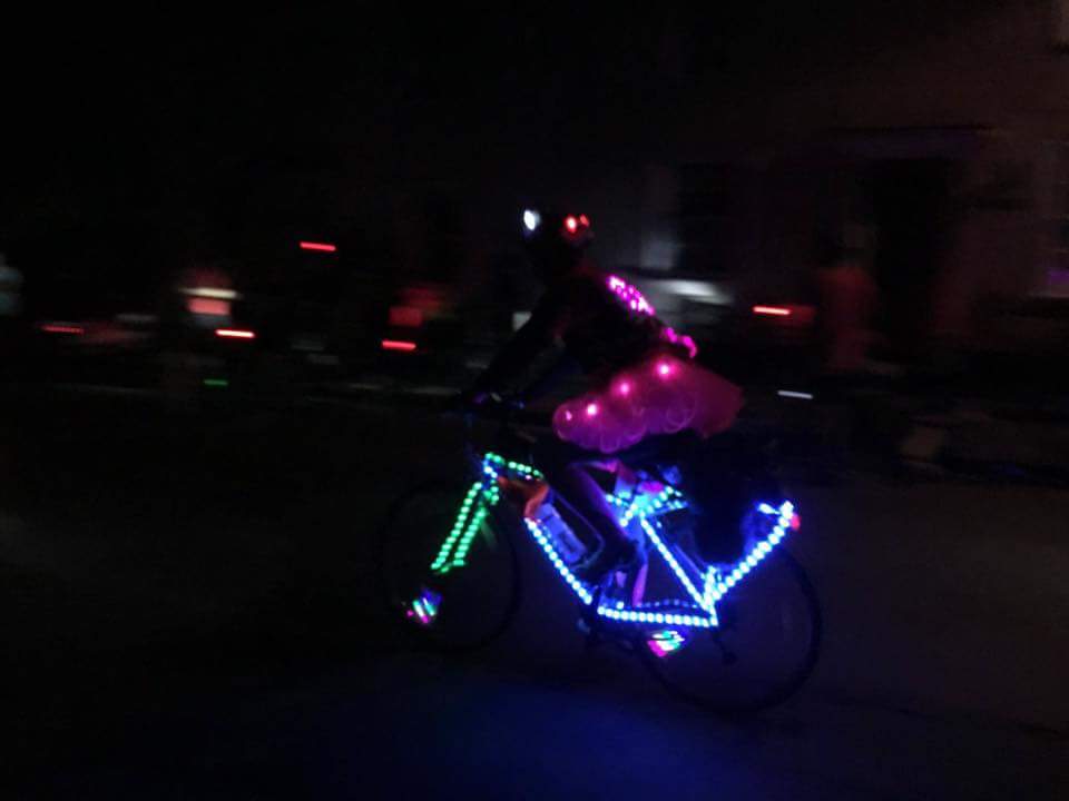 RidetotheSun's tweet photo. So who is decorating their bike (or themselves) a week on Saturday? There'll be glowticks given out at the Crook Inn cyclorave as per normal! ๐๐๐บ๐ค#microadventure #cyclorave #summersolstice https://t.co/C9zeTFasQt
