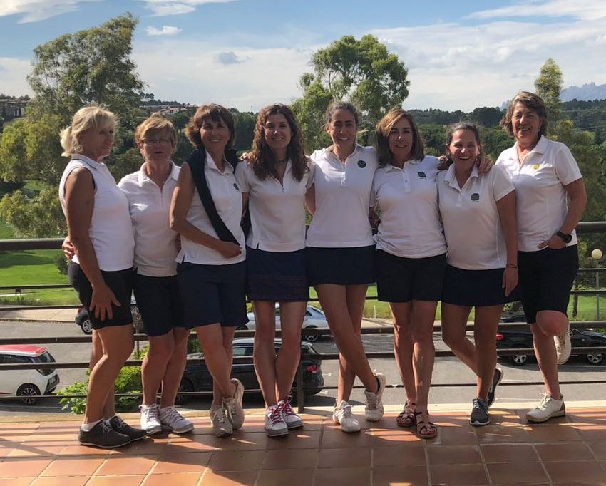 Federació Catalana de Golf (@fcatgolf) on Twitter photo Moltes felicitats a <a href="/GolfVallromanes/">CG Vallromanes</a>, subcampiones del 44è #InterclubsFemení de la <a href="/fcatgolf/">Federació Catalana de Golf</a>, després de la darrera prova a <a href="/golf_barcelona/">Club Golf Barcelona</a>
catgolf.com/Actualidad/Vis… Moltes felicitats a <a href="/GolfVallromanes/">CG Vallromanes</a>, subcampiones del 44è #InterclubsFemení de la <a href="/fcatgolf/">Federació Catalana de Golf</a>, després de la darrera prova a <a href="/golf_barcelona/">Club Golf Barcelona</a>
catgolf.com/Actualidad/Vis…