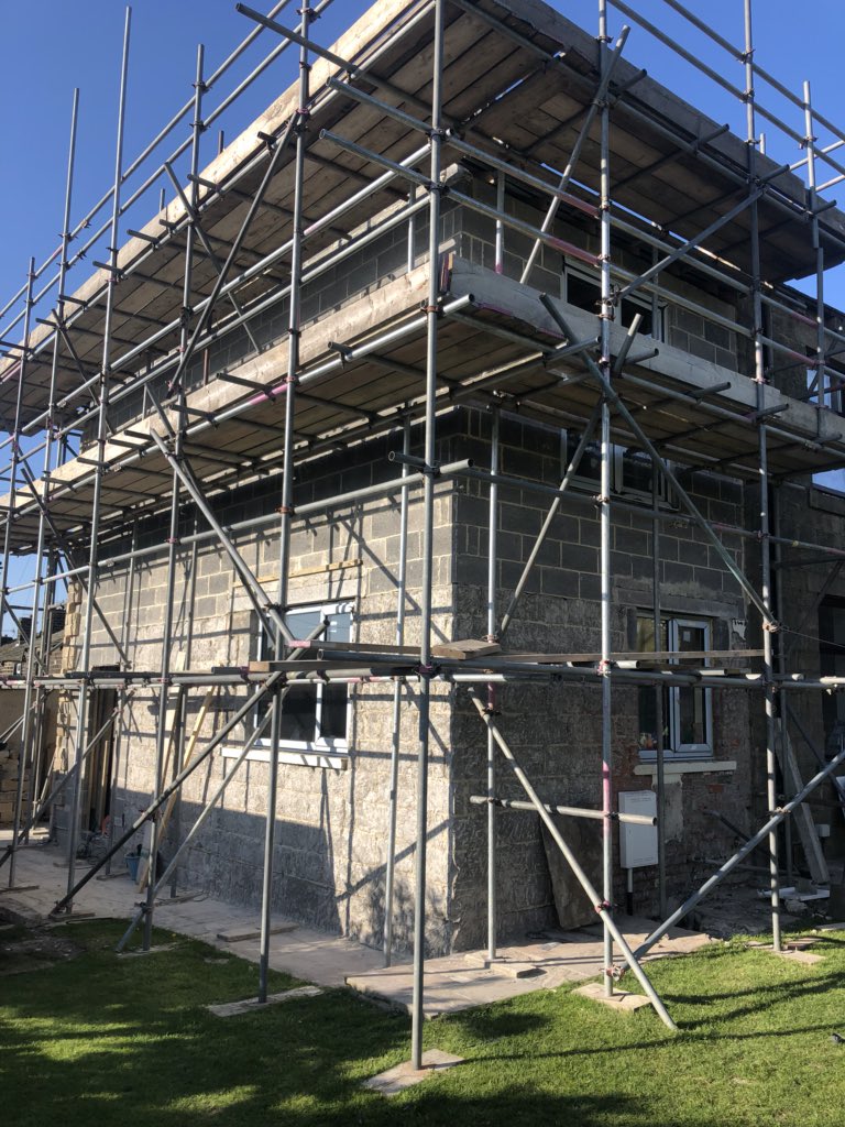 reno_ltd's tweet photo. Render we did near keighley #proreno #5starrated #parex #webber #leedsrenoguys #leeds #keighley https://t.co/LUII8BpFnY