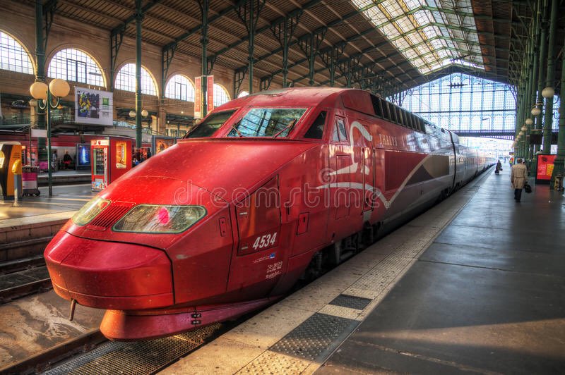 FransSchuitemak's tweet photo. Many thanks for your invitation,  presentations and hosting @Transp_Publics #TP2018. The future of public transport is a fascinating challenge! @KNV, @IFTS_Automotive @Transdev, @groupekeolis, @Alstom, #Evobus, @thalys_nl @hubertandela @Sol_Met @CoenRosdorff @MarkWestendorp https://t.co/IVjr0jEVup