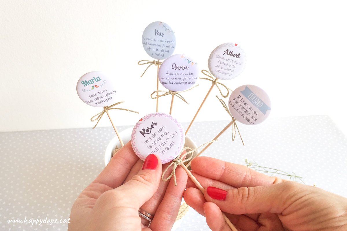 happydays_cat's tweet photo. ♥️ Personalizadlo todo y marcaréis la diferencia. ¡Feliz jueves! ☺️
#happydays #ADNcreativo #personalizaciónreal #detallespersonalizados #detallesboda #weddingfavors #detallesoriginales #chapaspersonalizadas #customizedpins #creativity #original #happy #happywedding https://t.co/YzxLyIkAwi