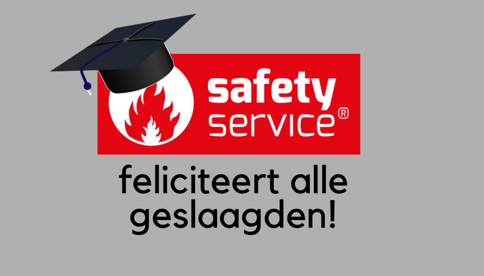 SafetyService_'s tweet photo. Ben je geslaagd en op zoek naar een baan als (technisch) monteur of timmerman? Breng je opgedane kennis dan bij ons in praktijk!
Bekijk ons actuele vacature aanbod https://t.co/gbFeCK6wIB
#geslaagd #vacature #monteur #timmerman #safetyservice https://t.co/uLgFafShAe