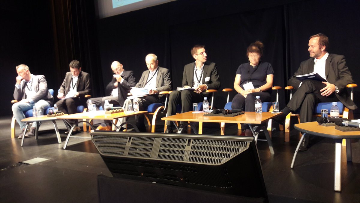 Apristhy tweet media