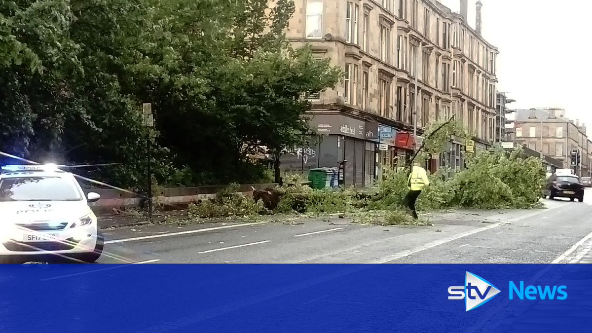STVNews's tweet photo. Storm Hector batters Scotland with high winds and rain https://t.co/0T6u81bzGJ https://t.co/Hp9l75RxRR