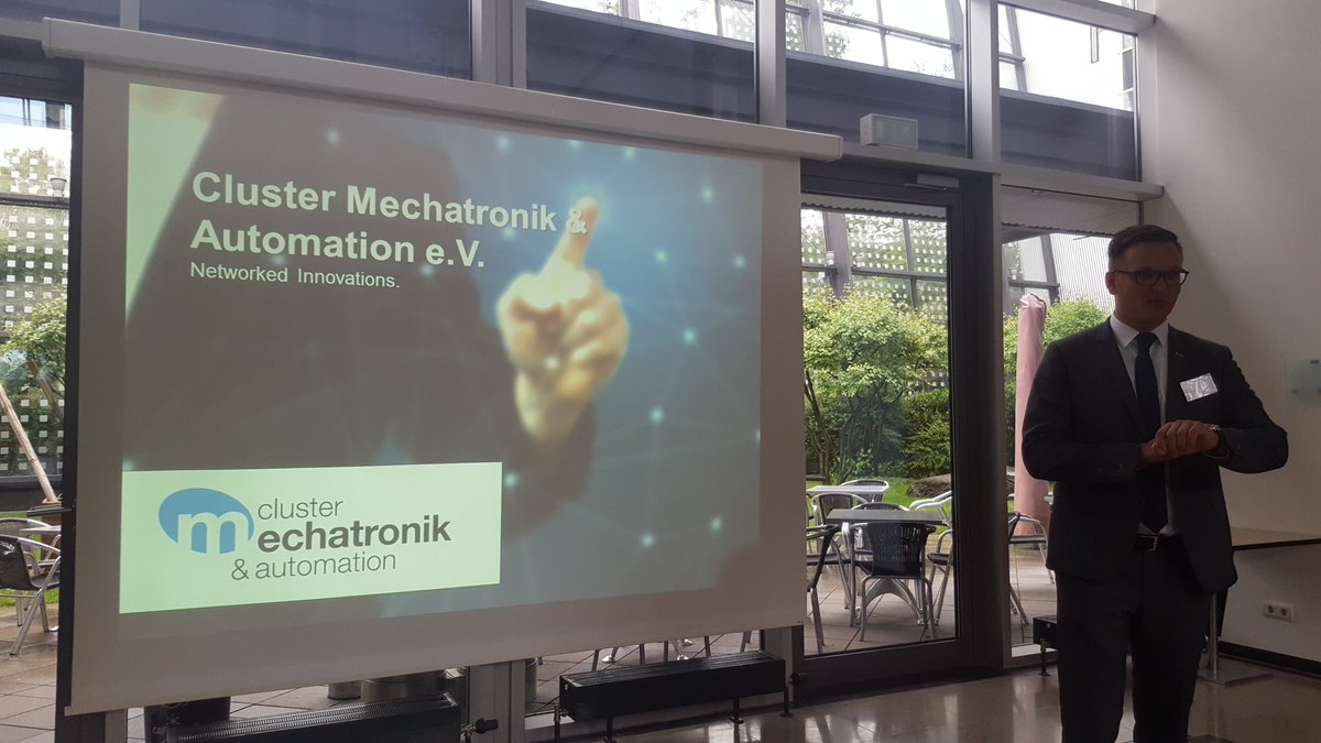 MaxBertetti's tweet photo. Day2 #clustermechatronik  summer school on #AI starts in #Munchen for @PoloTecPn @bifocalps https://t.co/mp5oWRRNUH